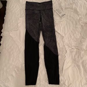 Lululemon wunder under leggings. NWT